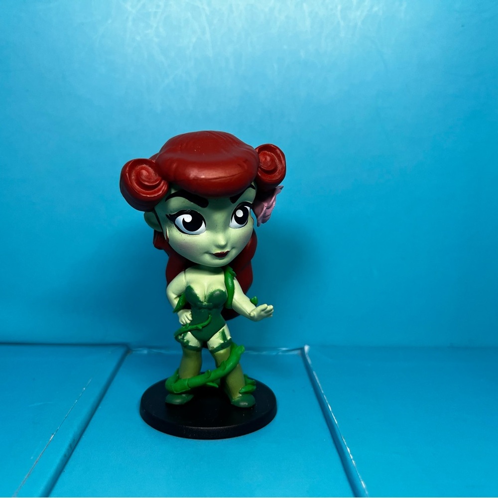 Cryptozoic - DC Lil Bombshells Series 1 - Poison Ivy Vinyl Figure